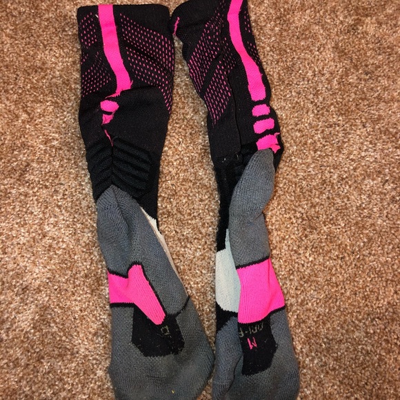Nike Elite Breast Cancer Awareness Socks - Picture 2 of 2